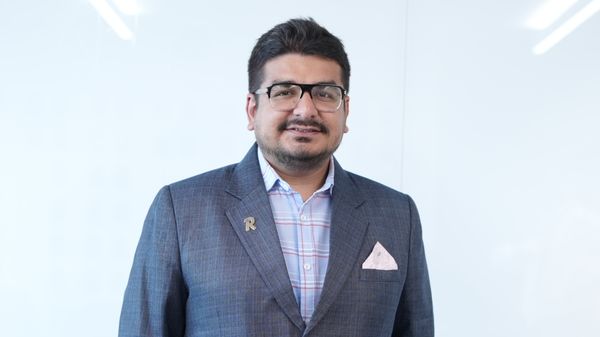 Rtr. Rajat Kapoor
