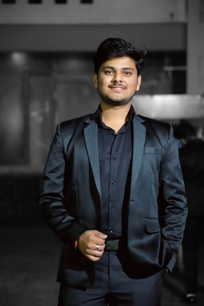Rtr. Ritik Varshney